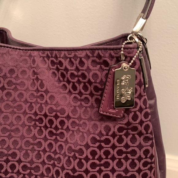 COACH authentic satchel shoulder bag Edie? Like new RARE HTF - Picture 3 of 4